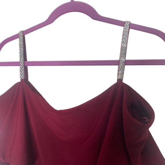 Burgundy Cold Shoulder Jumpsuit W/‎ Rhinestone Straps Size M - Picture 2 of 13